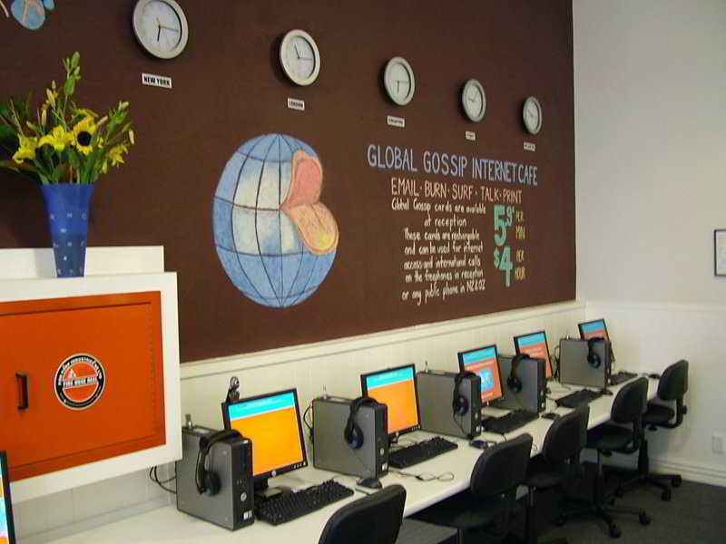 Ostello Nomads Capital Backpackers - Wellington (Adults Only) Esterno foto Internet café in the United States