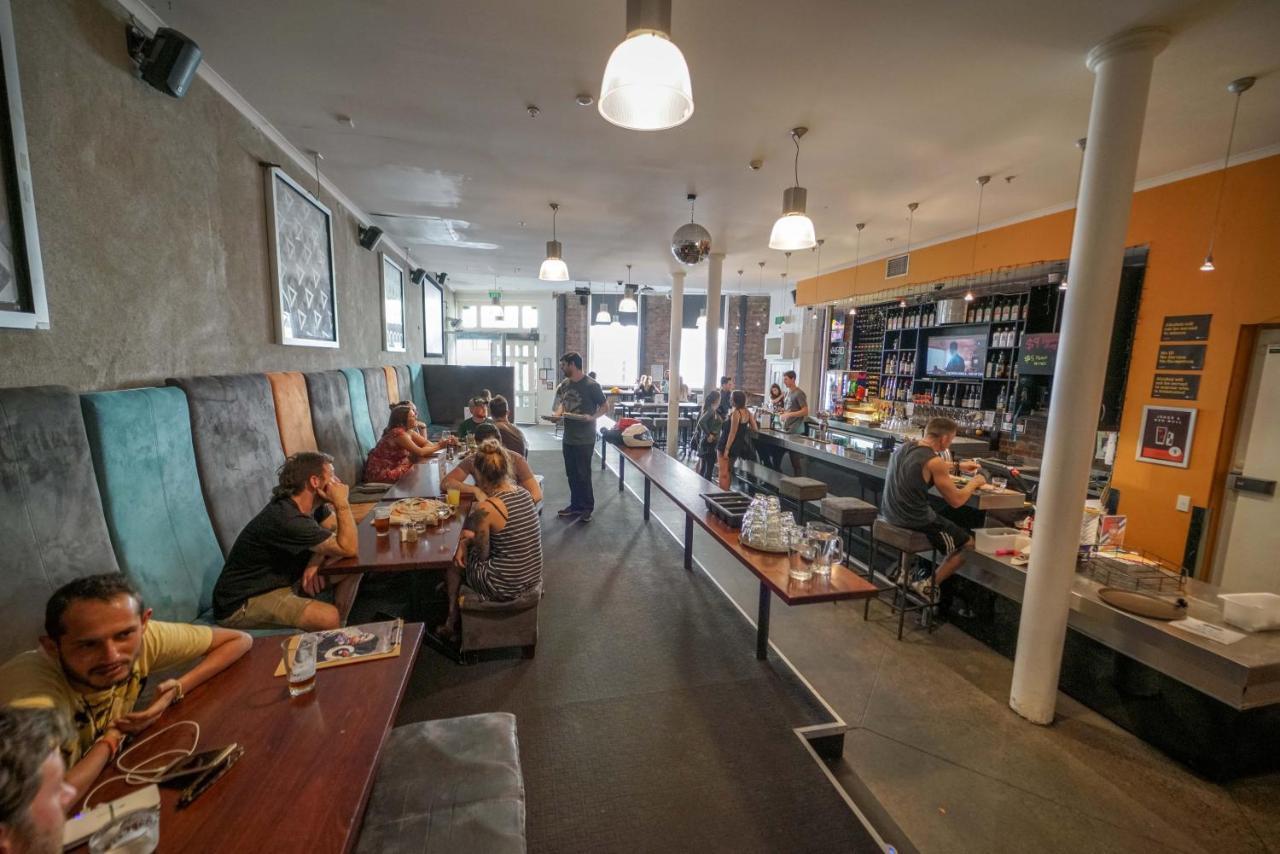 Ostello Nomads Capital Backpackers - Wellington (Adults Only) Esterno foto Interior of the restaurant
